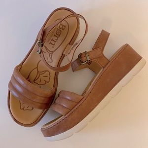 Børn “Faro” cognac leather strappy platform sandal size 8